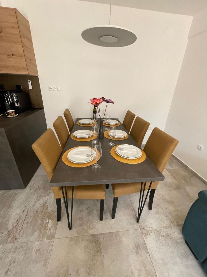 Karla Apartman *