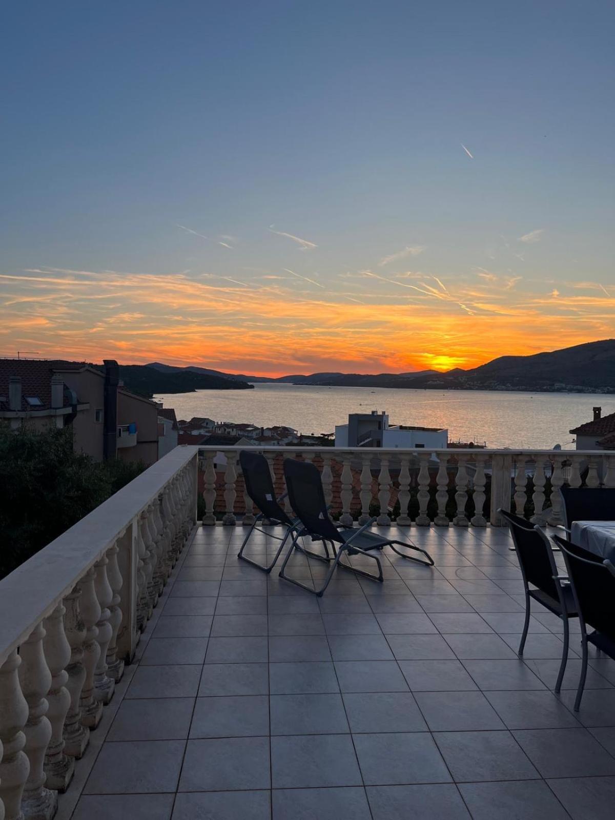 Apartman Karla Trogir